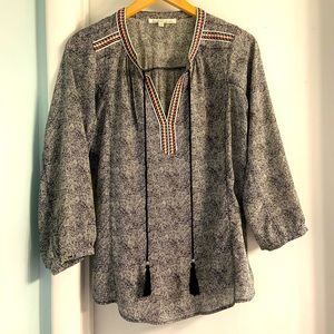 Daniel Rainn Embroidered Neckline Gray Peasant Top